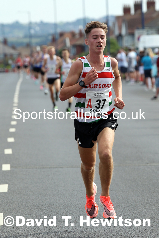 Senior mens 6 stage relay, 2021 Northern 6 and 4 Stage and Young Athletes Road Relays, Redcar. Photo: David T. Hewitson/Sports for All Pics